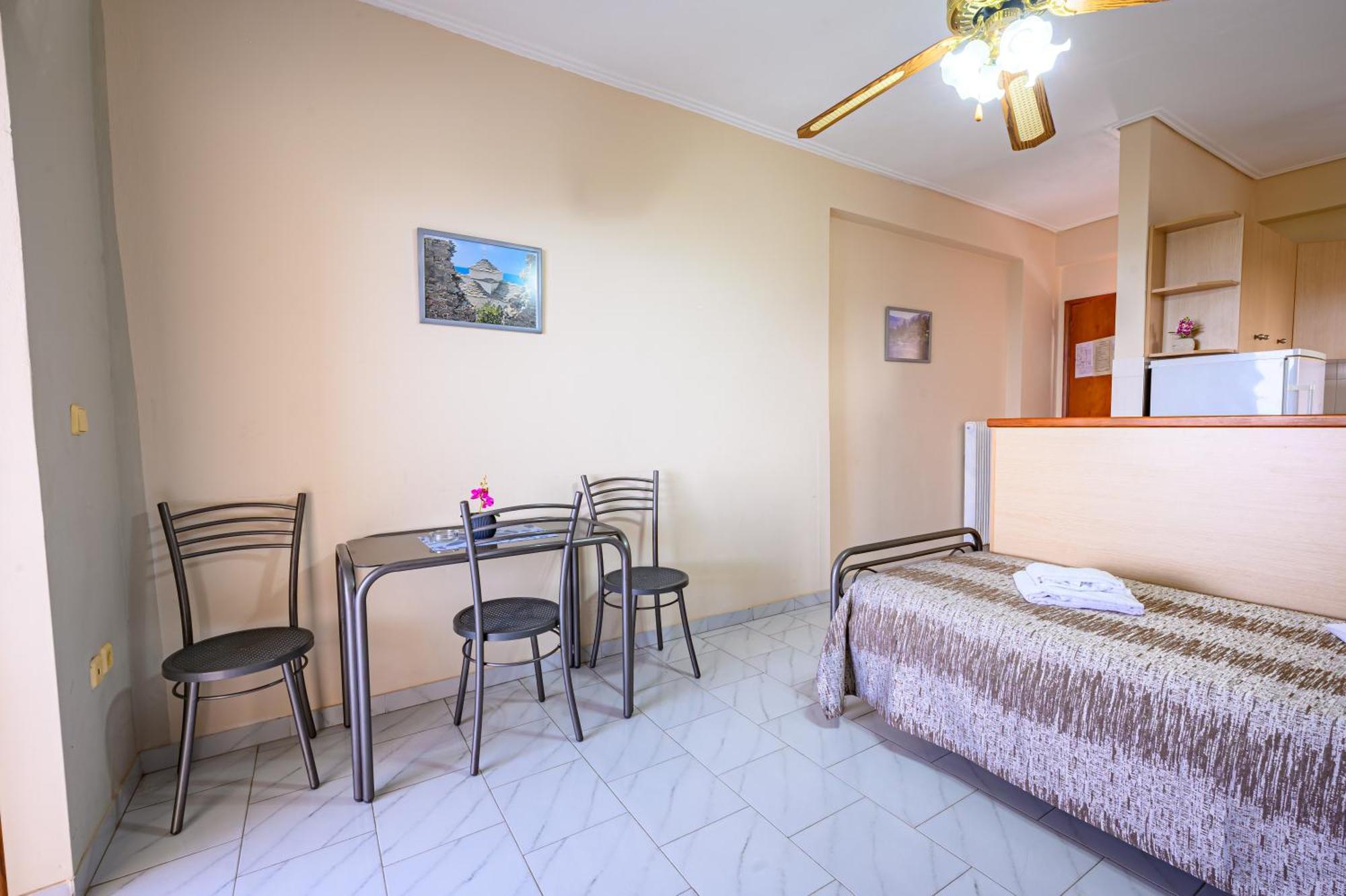 Iliahtida Apartments 鲁维斯 外观 照片